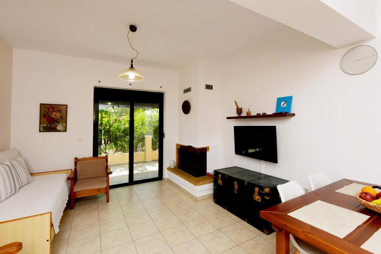 Apartment Athina's In Olive Grove *