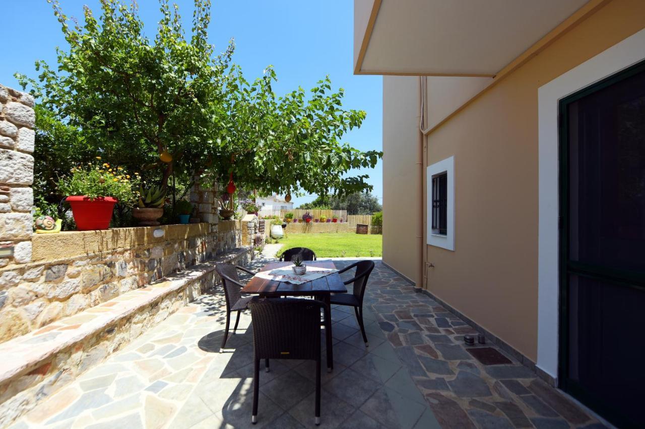 Athina's In Olive Grove Faliraki